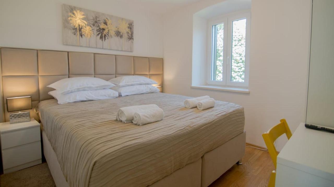 Star Of Stone Appartement Jelsa  Buitenkant foto